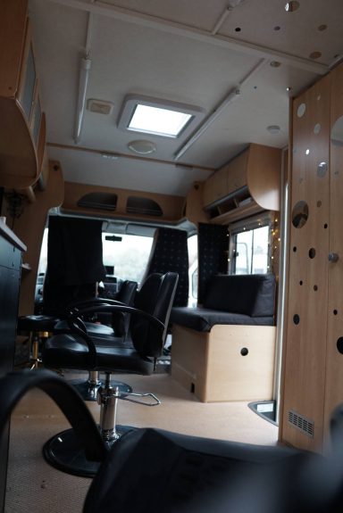 Das Haarmobil von innen